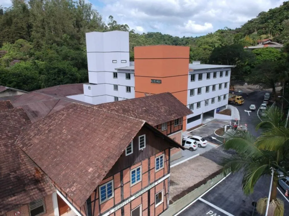 Hospital Misericórdia da Vila Itoupava, em Blumenau, passa a realizar cirurgia endoscópica para cálculos renais