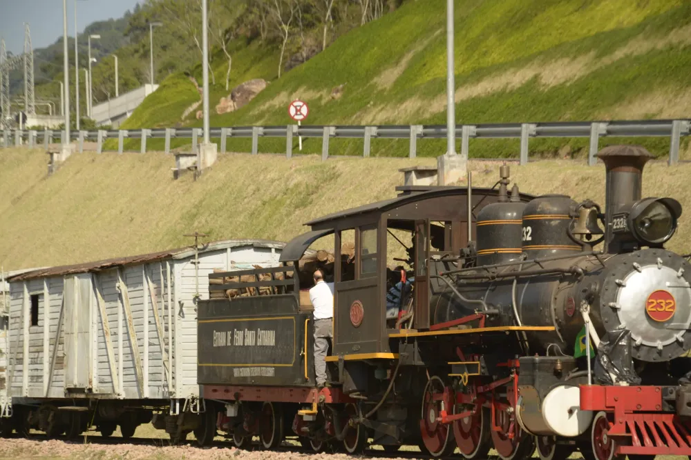 Maria Fumaça em Apiúna: Conheça o passeio ferroviário que percorre a história do Vale do Itajaí
