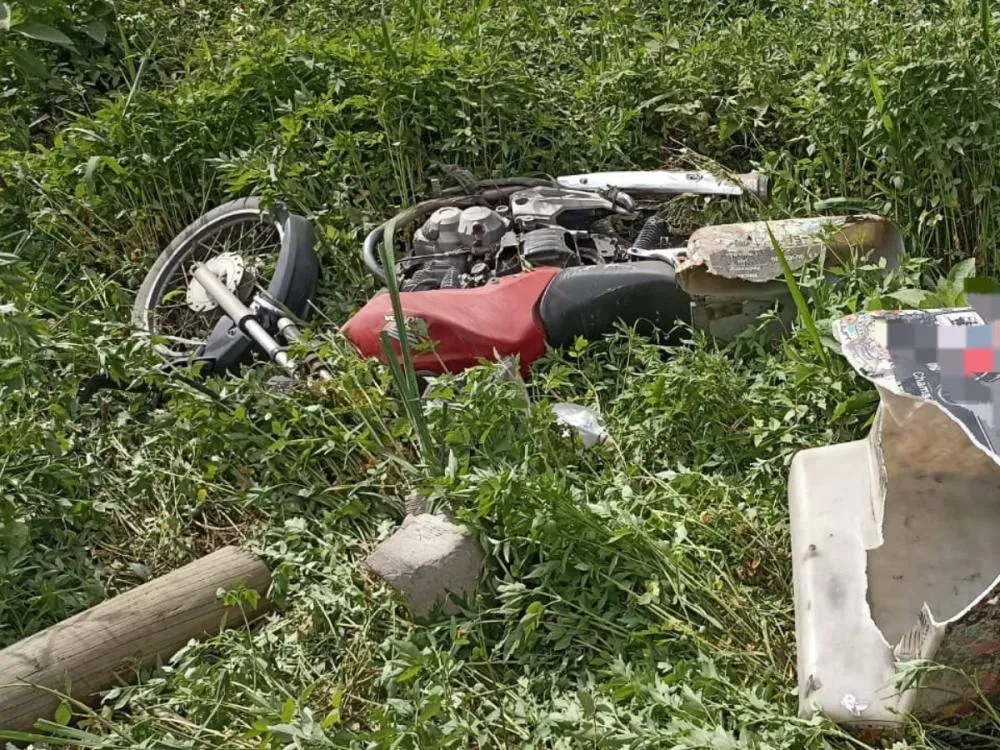 Motociclista fica ferido após acidente com caminhonete na BR-470, em Rio do Sul