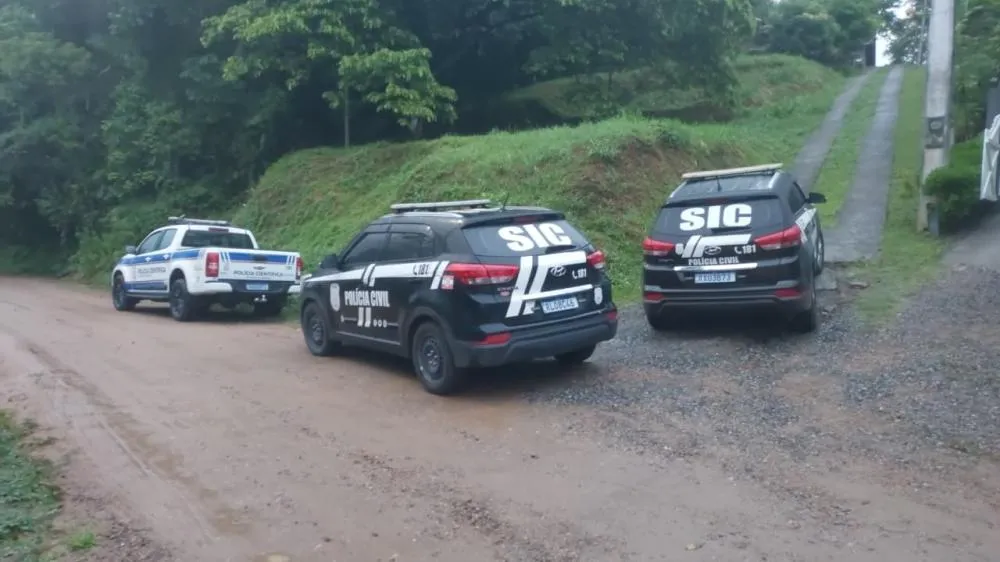 Homem de 31 anos é preso em Timbó por armazenar pornografia infantil