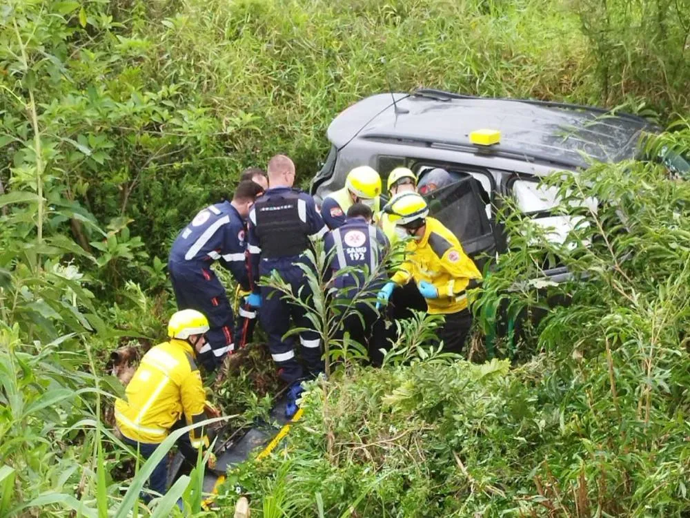 Fotos: Acidente envolvendo quatro veículos é registrado na BR-470, em Rio do Sul