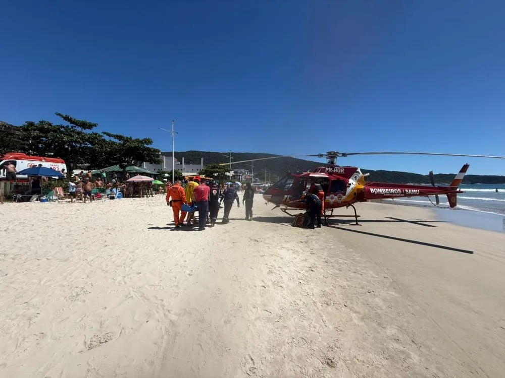 Dois afogamentos mobilizam resgates na Praia de Bombas, em Bombinhas