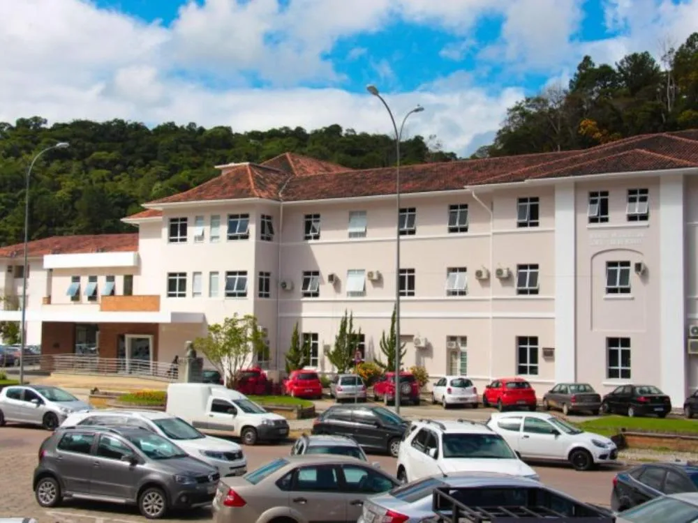 Nova torre do Hospital Azambuja, em Brusque, ganha reforço de R$ 16 milhões para continuidade das obras