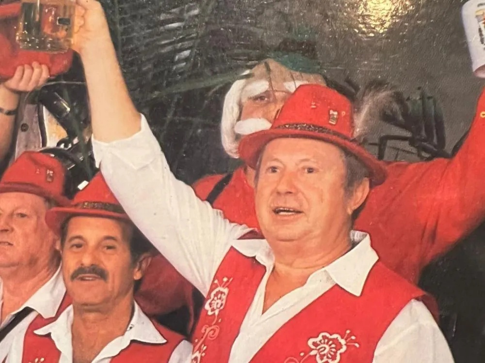 Morre Rikobert Döring, criador da Banda Cavalinho e conhecido pela valorização da cultura germânica em Blumenau