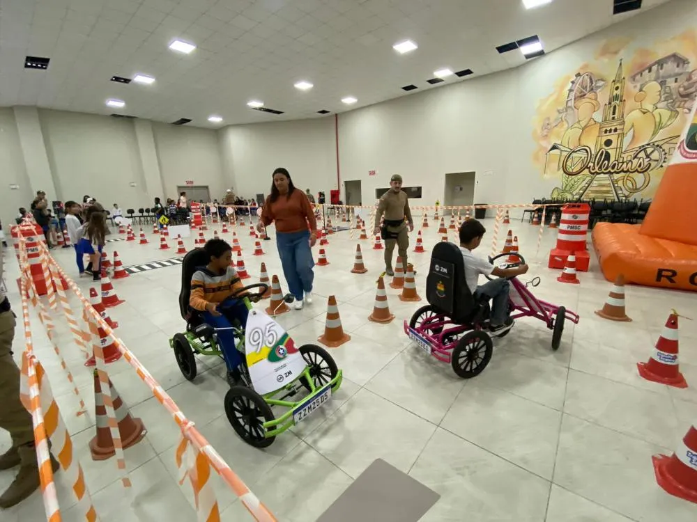 Semana de educação para o trânsito reúne estudantes em Pomerode; confira destaques da programação