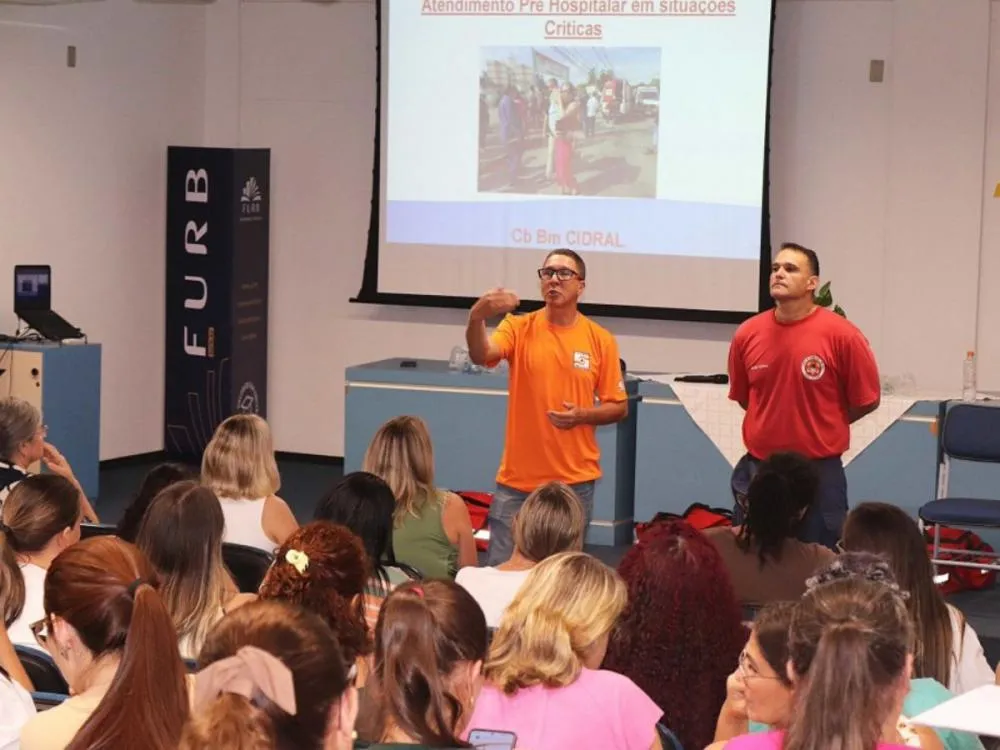 Blumenau realiza primeira capacitação do Plano de Segurança Escolar