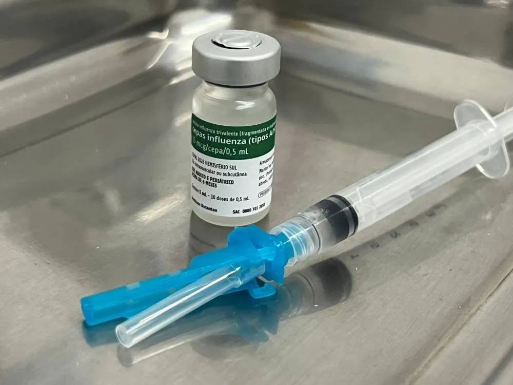 Dia D de vacinação contra a gripe segue até 17h neste sábado