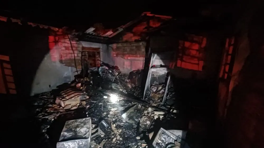 Idosa morre após incêndio atingir residência no Alto Vale