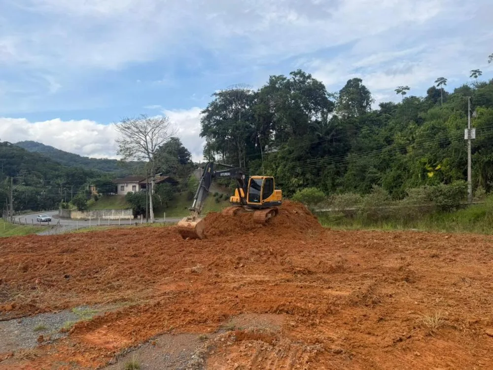 Novela sem fim: Obras da Via Expressa em Blumenau são retomadas com limpeza de terreno após 12 anos de atraso
