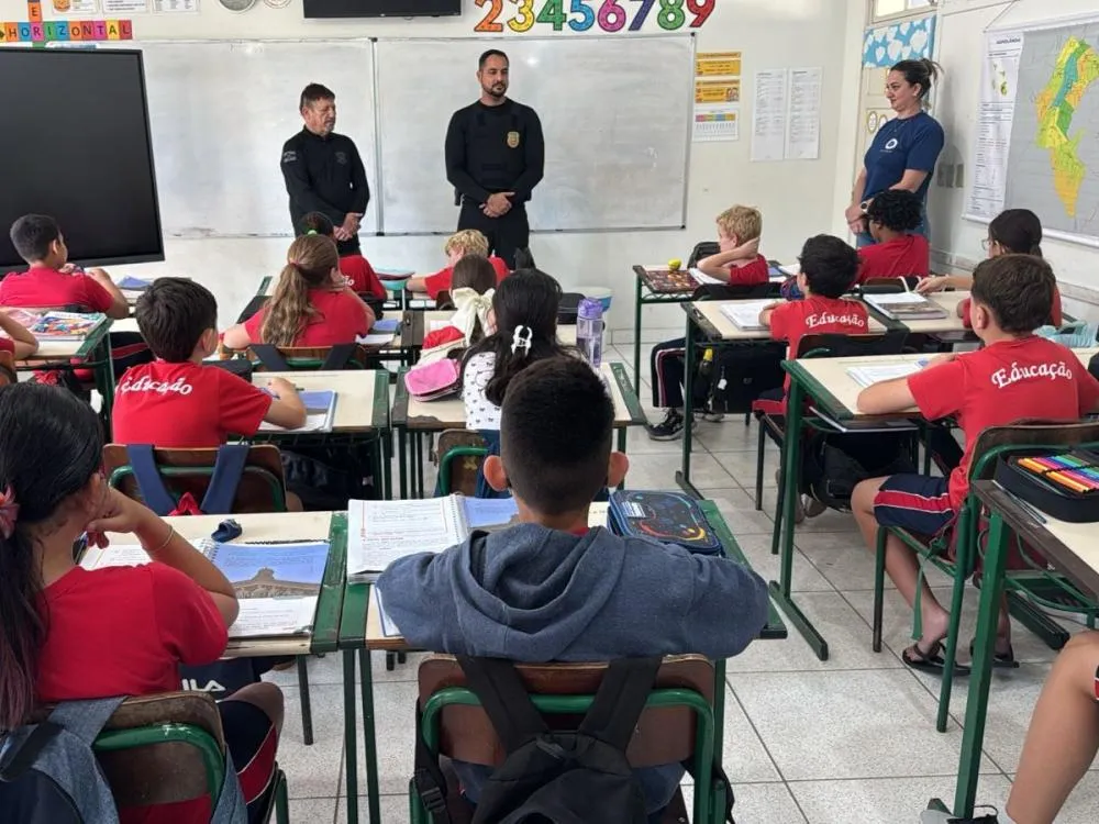 Operação da Polícia Civil reforça prevenção à violência no ambiente escolar em SC