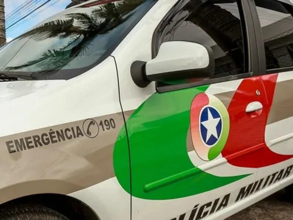 Loja é furtada e tem eletrônicos levados após arrombamento no bairro Badenfurt, em Blumenau