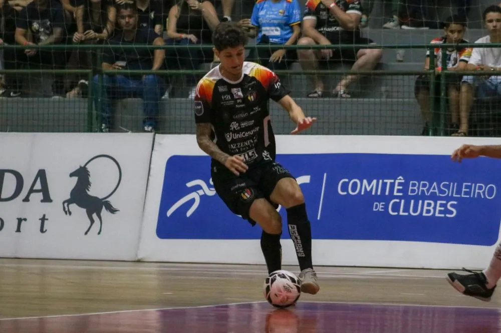 Thaely Christan/Blumenau