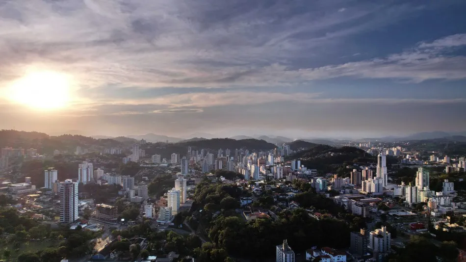 Blumenau sanciona nova Lei de Manejo de Águas Pluviais para agilizar obras e prevenir alagamentos