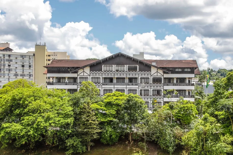 Blumenau apresenta proposta de reajuste e reenquadramento para servidores municipais