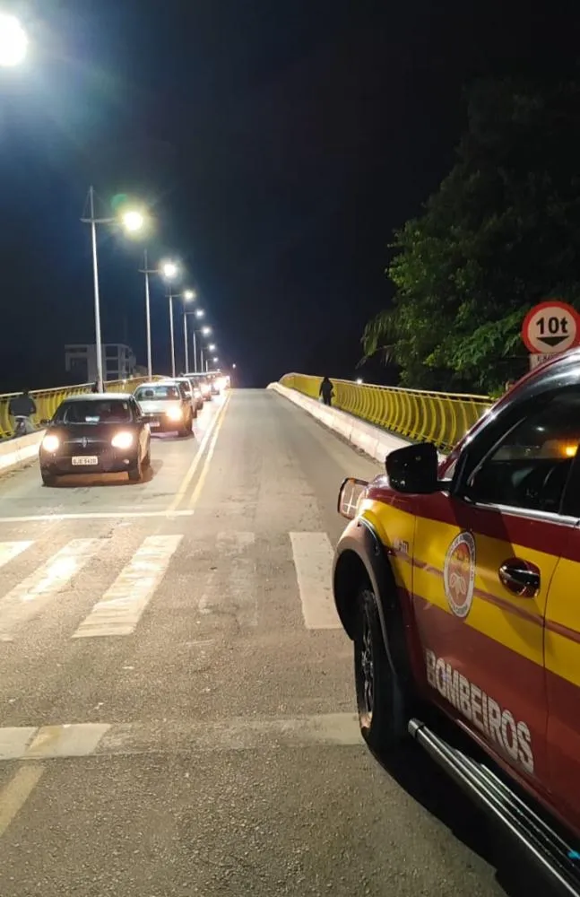 Dois pedestres são atropelados na faixa de pedestres da Ponte Hercílio Deeke, em Gaspar