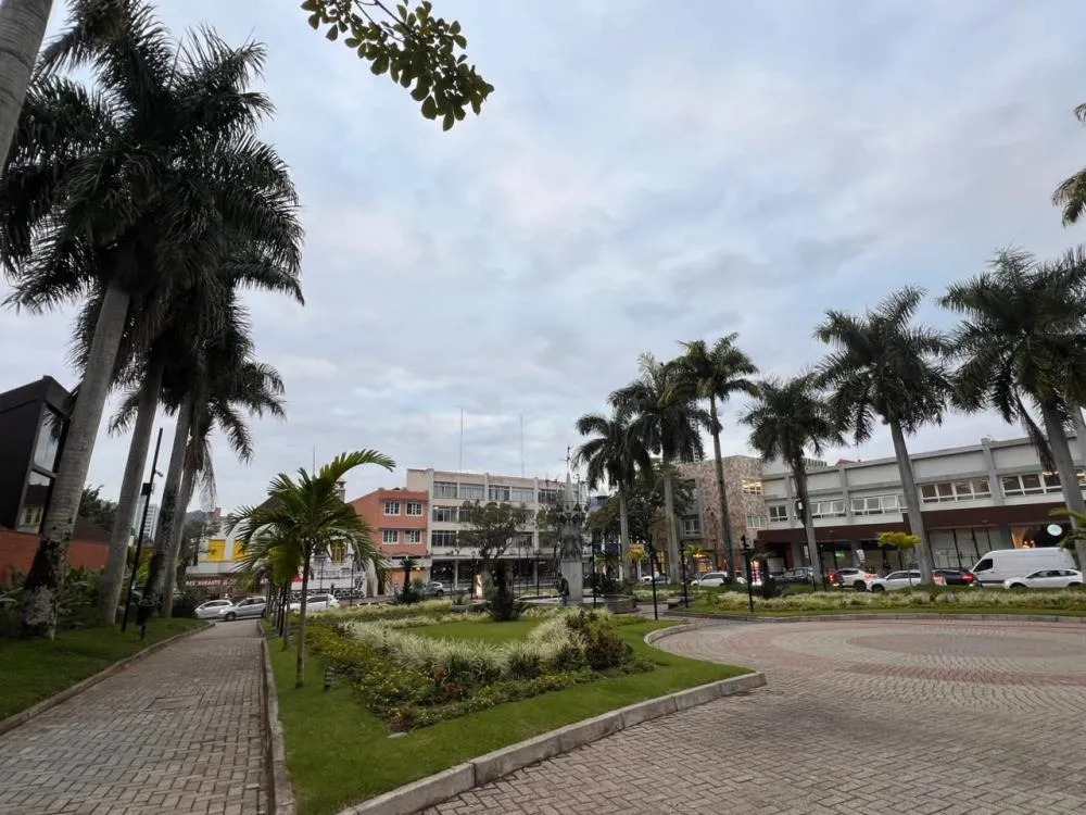 Sexta-feira tem céu fechado e chance de chuvisco em Blumenau