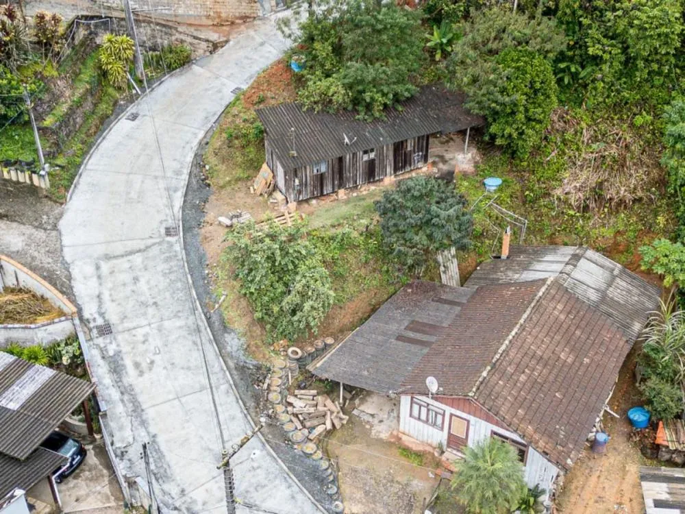 Blumenau conclui pavimentação de trecho da Rua Marilândia, no bairro Progresso