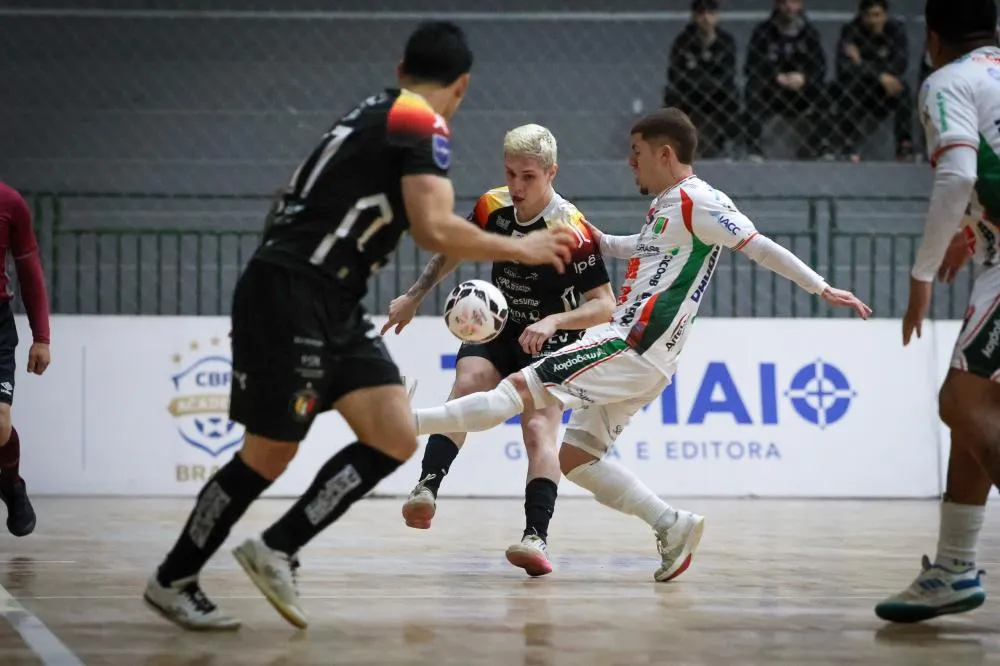 Blumenau Futsal perde de virada para o Concórdia pela LNF Silver