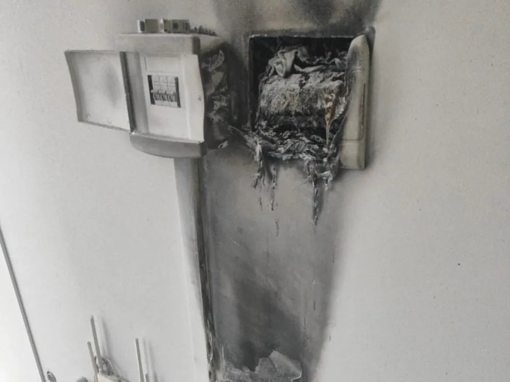 Princípio de incêndio em lavanderia dentro de supermercado mobiliza bombeiros em Gaspar