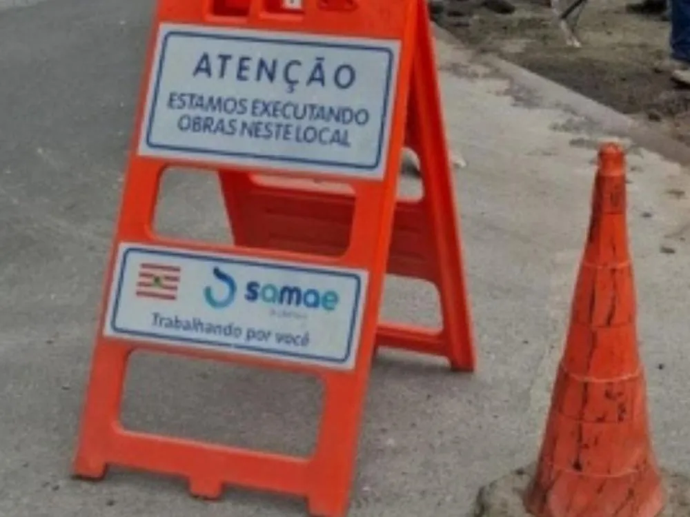 Rua Namy Deeke, no Centro de Blumenau, terá bloqueio no trânsito para obras de nova rede de abastecimento