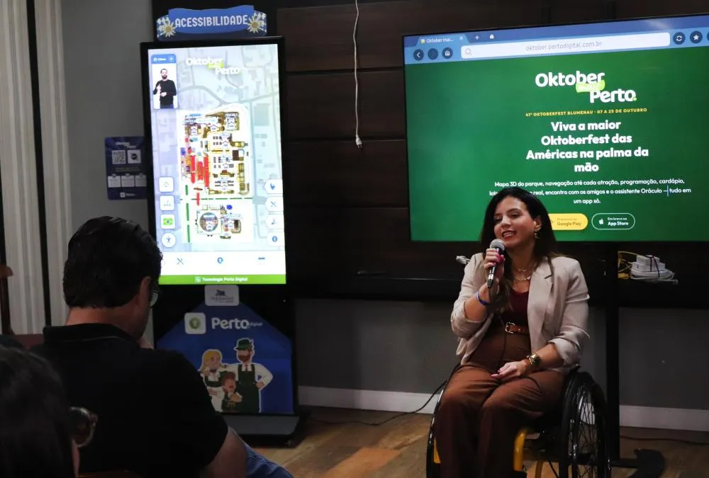 Oktoberfest Blumenau terá totens 3D e aplicativo com recursos de acessibilidade