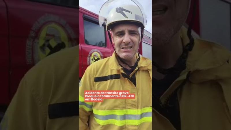 Acidente de trânsito grave bloqueia totalmente a BR-470 em Rodeio
