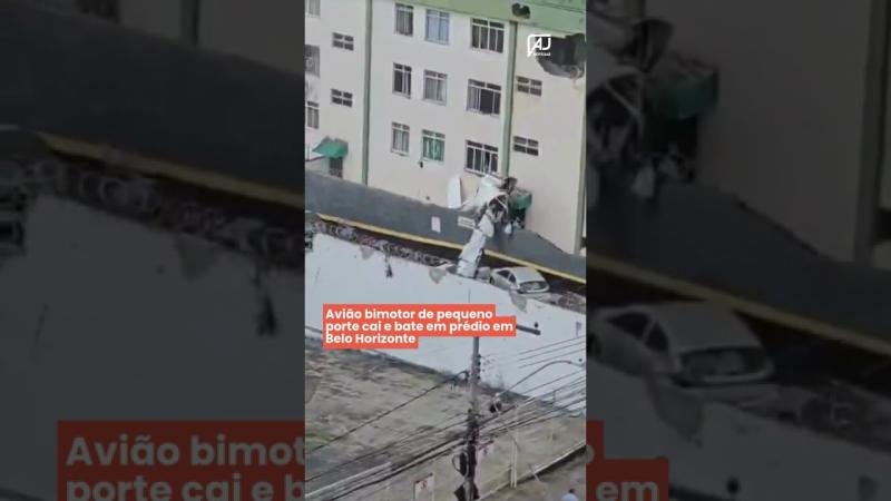 Avião bimotor de pequeno porte cai e bate em prédio em Belo Horizonte